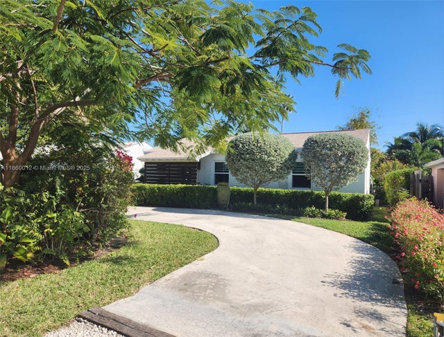 1 of 17 - 1324 Nw 1st Ave, Fort Lauderdale, FL