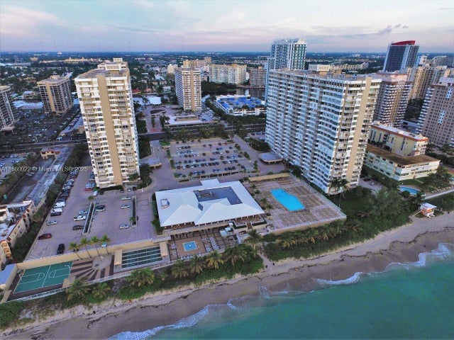 1 of 71 - 1950 S Ocean Dr 7e, Hallandale Beach, FL