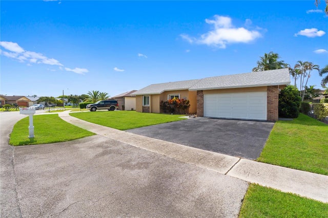 2 of 43 - 9338 Nw 47th Street, Sunrise, FL