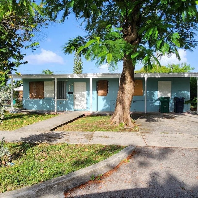 1 of 14 - 1461 Nw 2nd Ct, Florida City, FL