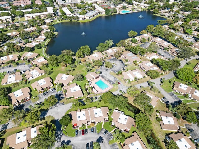 3 of 23 - 114 Essex Rd 1-36, Hollywood, FL