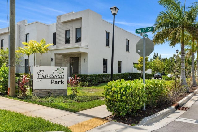 2 of 46 - 421 Nw 17th St, Fort Lauderdale, FL