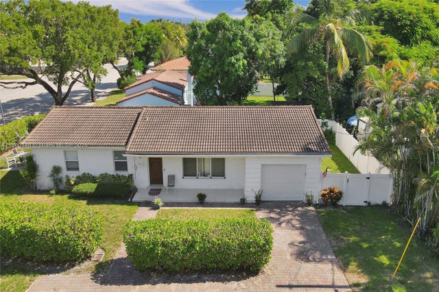 1 of 65 - 10 Nw 100th St, Miami Shores, FL