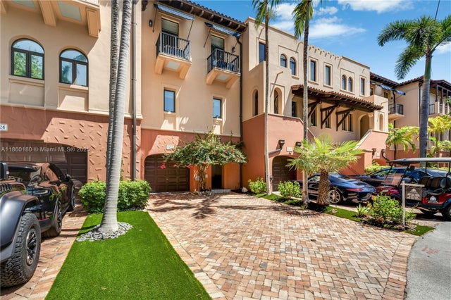 2 of 89 - 6222 Paradise Point Drive 6222, Palmetto Bay, FL