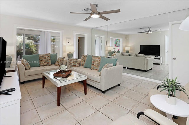2 of 47 - 2109 Nw 2nd Avenue, Wilton Manors, FL