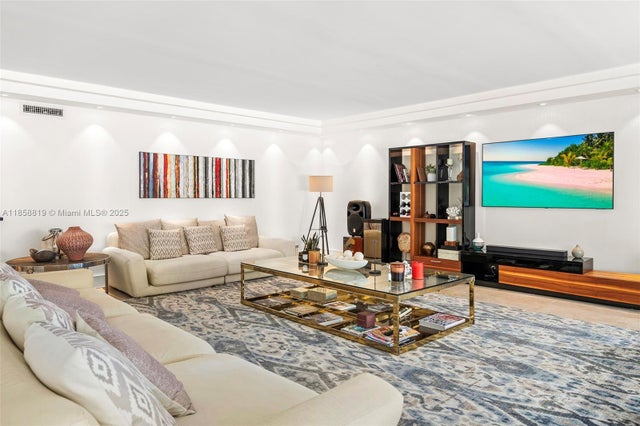 5 of 47 - 600 Grapetree Dr 3bs, Key Biscayne, FL