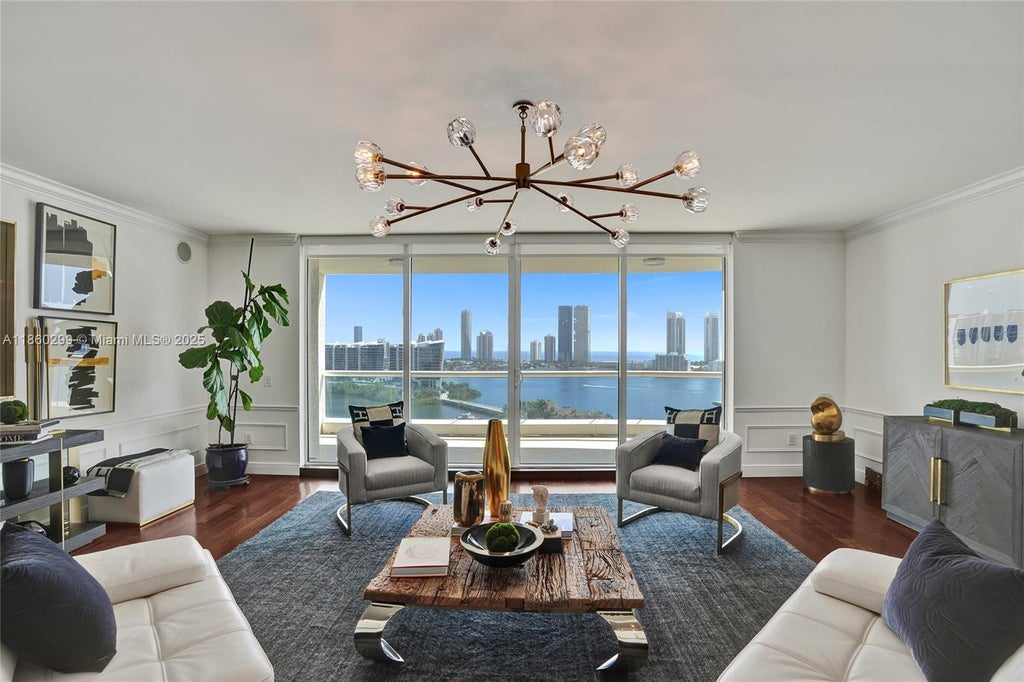 6000 Island Blvd. 1802, Aventura