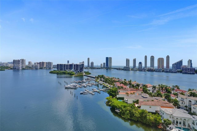 2 of 35 - 6000 Island Blvd. 1802, Aventura, FL