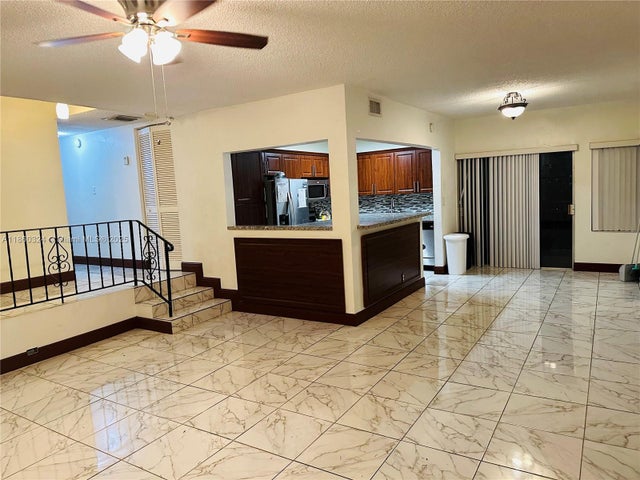 2 of 12 - 4850 Sw 63rd Ter 323, Davie, FL