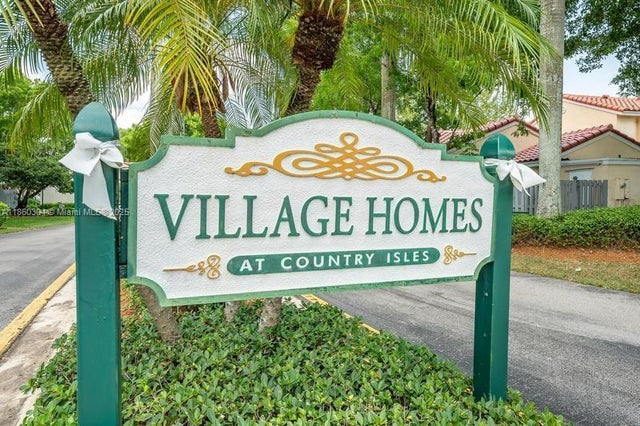 2 of 17 - 1514 Springside Dr, Weston, FL
