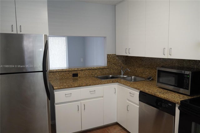 5 of 17 - 1514 Springside Dr, Weston, FL