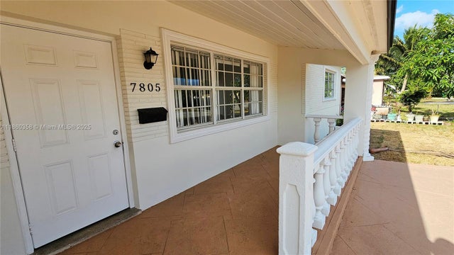 5 of 29 - 7805 Juniper St, Miramar, FL