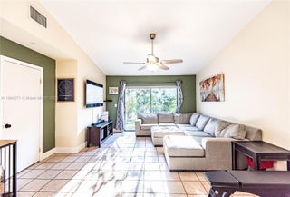 Photo of Listing #A11860271