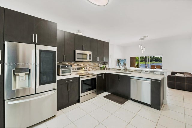 5 of 35 - 4310 Diamond Way, Weston, FL