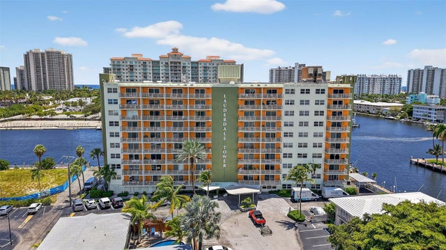 1 of 80 - 2900 Ne 30th St K8, Fort Lauderdale, FL