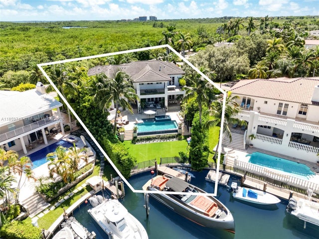 1 of 49 - 701 Bella Vista Ave, Coral Gables, FL