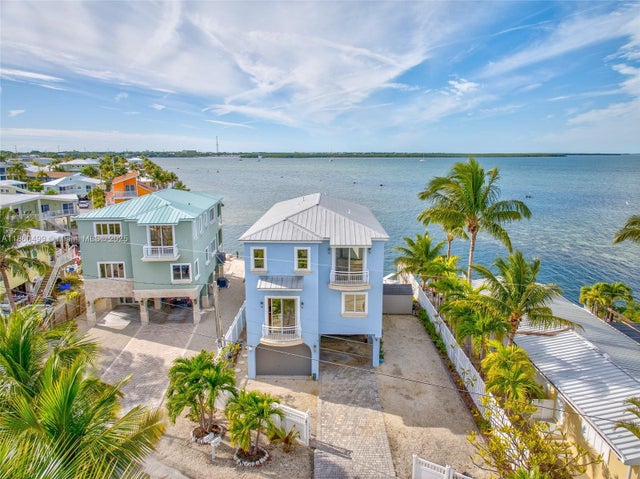2 of 52 - 207 Camelot Dr, Tavernier, FL