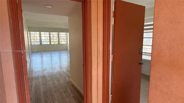 5 of 52 - 19001 Ne 14th Ave 145, Miami, FL