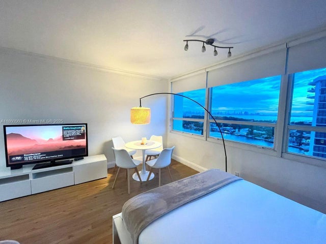 2 of 21 - 5445 Collins Ave 1607, Miami Beach, FL