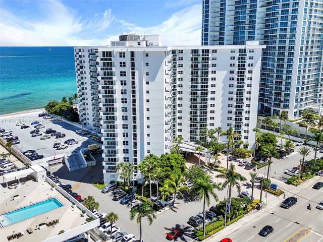 2 of 27 - 3001 S Ocean Dr 403, Hollywood, FL
