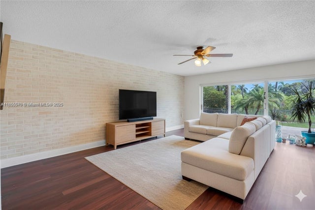5 of 38 - 17915 Sw 33rd St, Miramar, FL