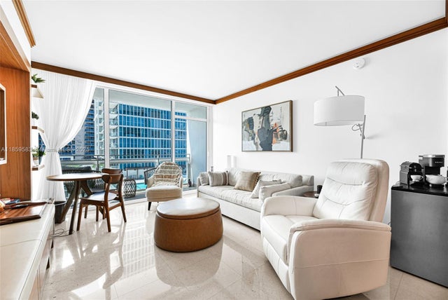 3 of 49 - 6801 Collins Ave 811 (door 810), Miami Beach, FL