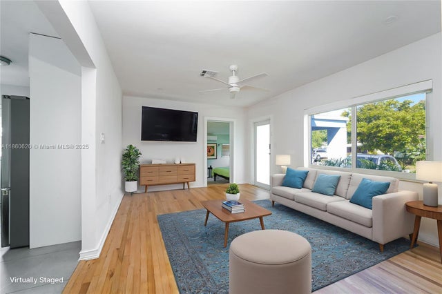 1 of 26 - 1504 N Funston St, Hollywood, FL