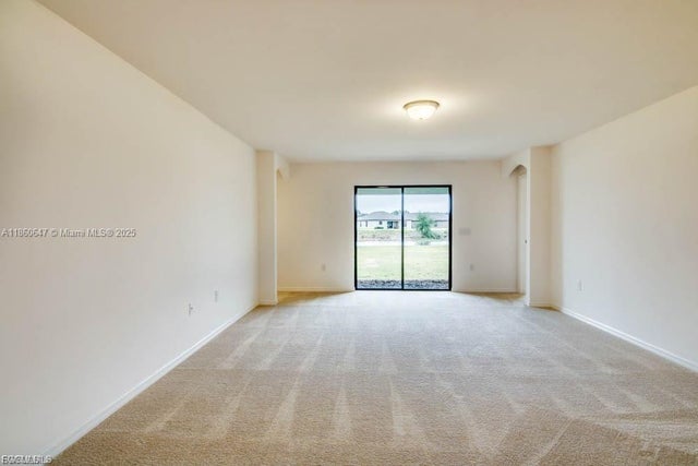 3 of 8 - 747 Center Lake St, Other, FL