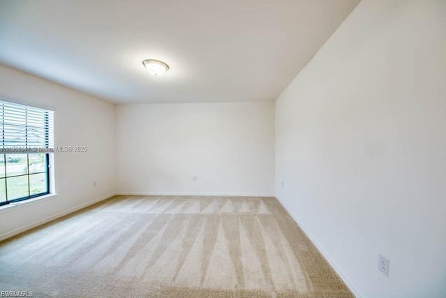 4 of 8 - 747 Center Lake St, Other, FL