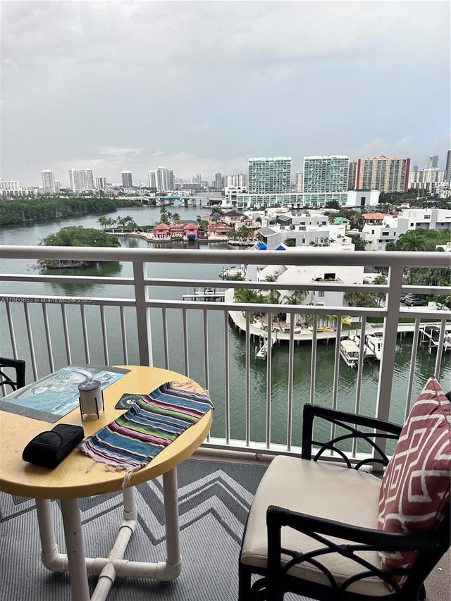 3 of 25 - 400 Kings Point Dr 1112, Sunny Isles Beach, FL