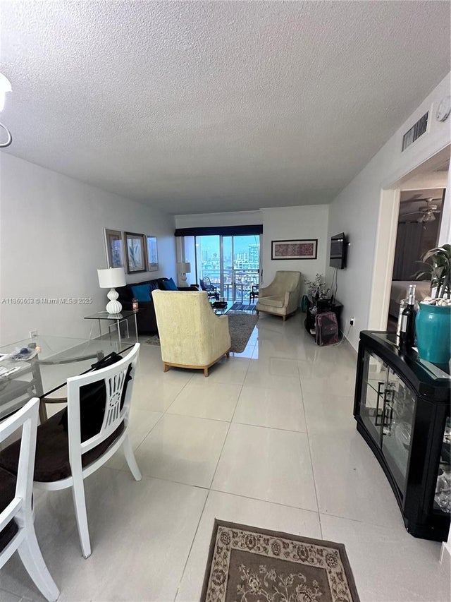5 of 25 - 400 Kings Point Dr 1112, Sunny Isles Beach, FL