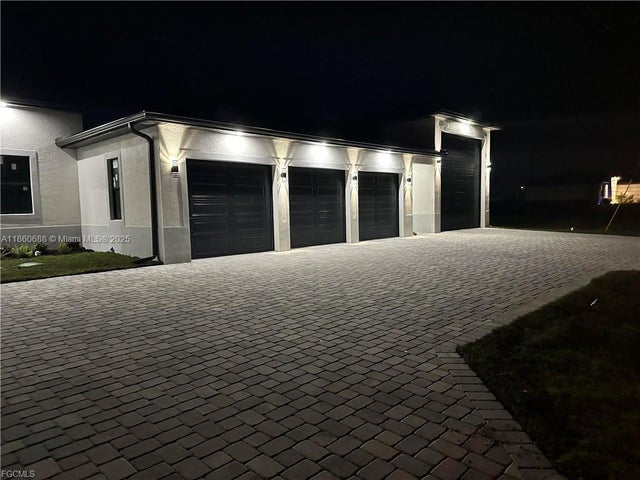 5 of 40 - 302 El Dorado Blvd N, Other, FL