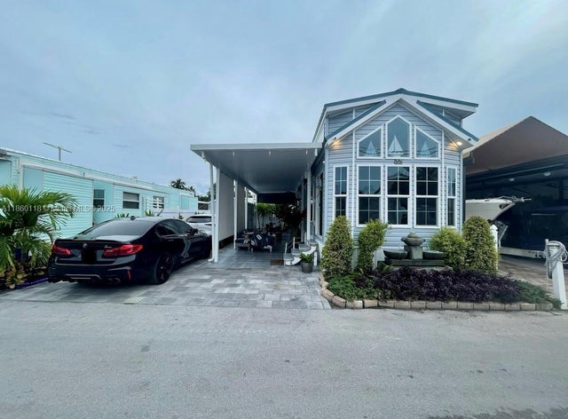 1 of 26 - 325 Calusa St Lot 55, Key Largo, FL