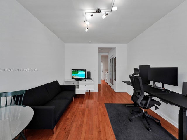 5 of 28 - 745 13th St 14, Miami Beach, FL