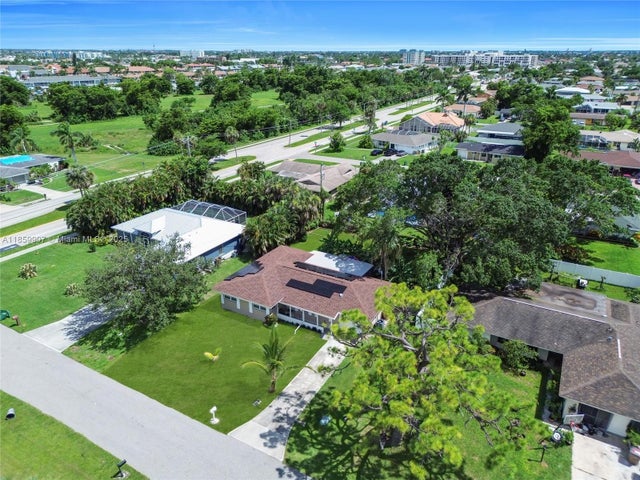4 of 46 - 246 Se 44th St, Cape Coral, FL
