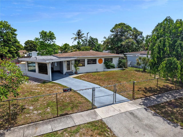 2 of 31 - 620 Carolina Ave, Fort Lauderdale, FL