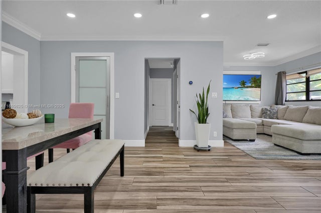 5 of 31 - 620 Carolina Ave, Fort Lauderdale, FL
