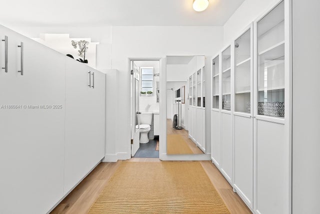 4 of 18 - 1005 Meridian Ave 7, Miami Beach, FL
