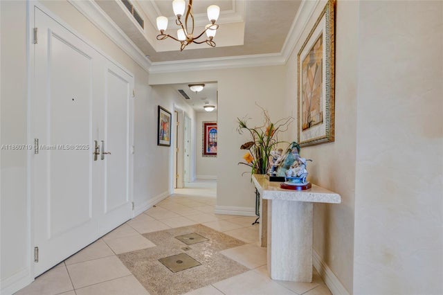 3 of 38 - 60 Edgewater Dr 7h, Coral Gables, FL