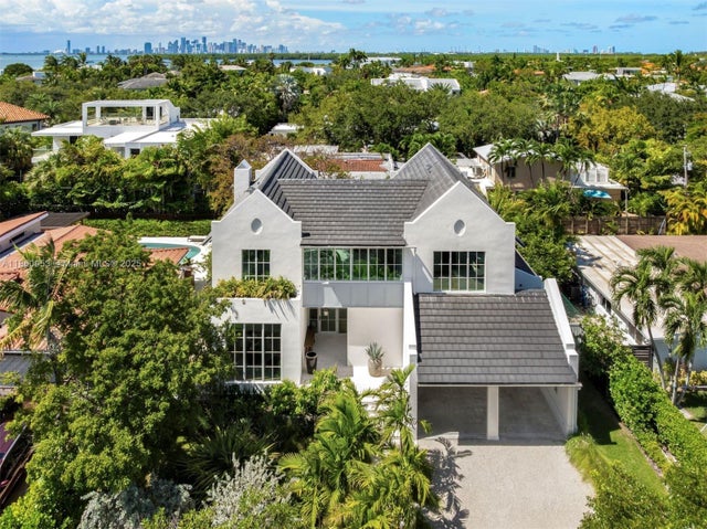 1 of 65 - 261 Greenwood Dr, Key Biscayne, FL