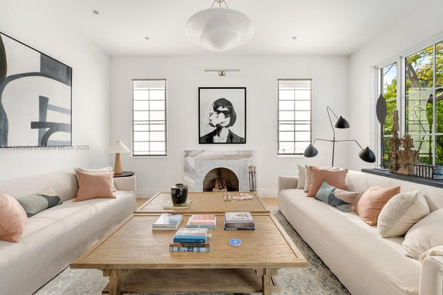 5 of 65 - 261 Greenwood Dr, Key Biscayne, FL