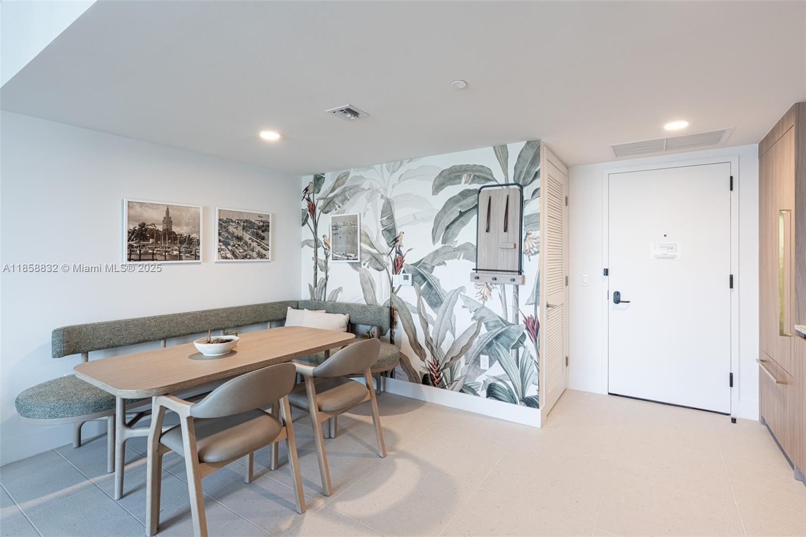 Photo of Listing #A11858832