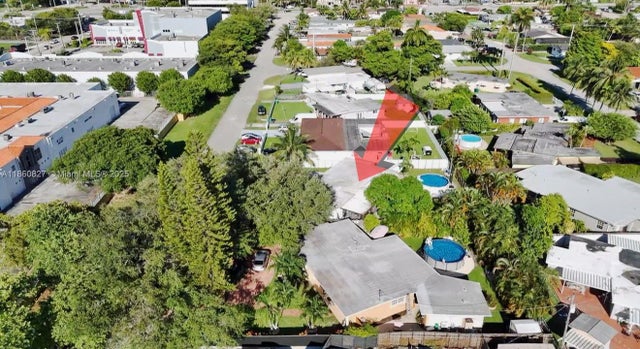 4 of 29 - 7330 Nw 6th St, Miami, FL