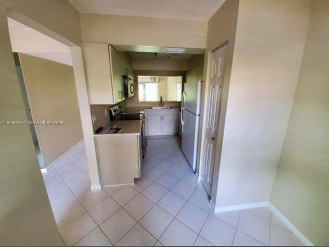 3 of 11 - 7843 Willow Spring Dr 615, Lake Worth, FL