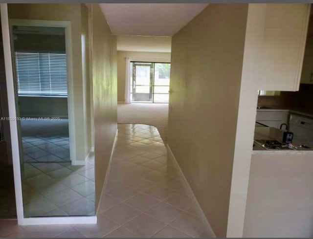 5 of 11 - 7843 Willow Spring Dr 615, Lake Worth, FL