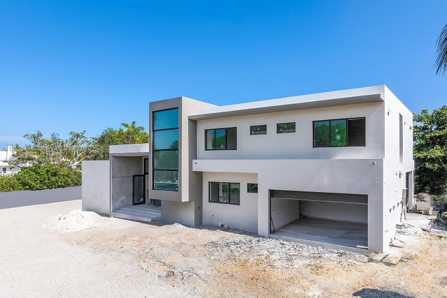 4 of 44 - 7400 Sw 127th St, Pinecrest, FL
