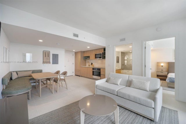 2 of 31 - 601 Ne 1 Avenue 2509, Miami, FL