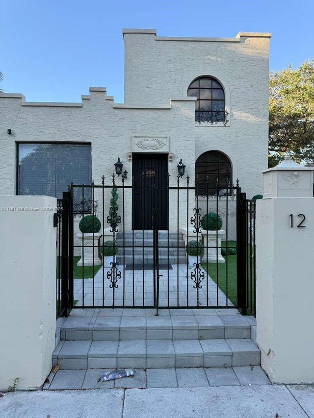 12 Ne 50th St, Miami