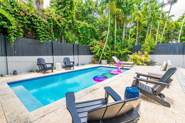 1 of 71 - 520 Sw 22nd Rd, Miami, FL