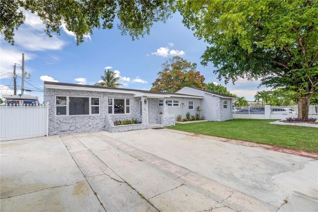 2 of 43 - 17201 Nw 37th Ave, Miami Gardens, FL